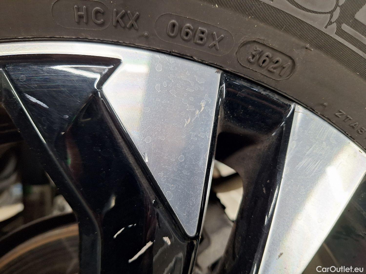  Peugeot  2008 Peugeot,  '19, Peugeot  1.2 Puretech 74kW S&S Allure 5d #15