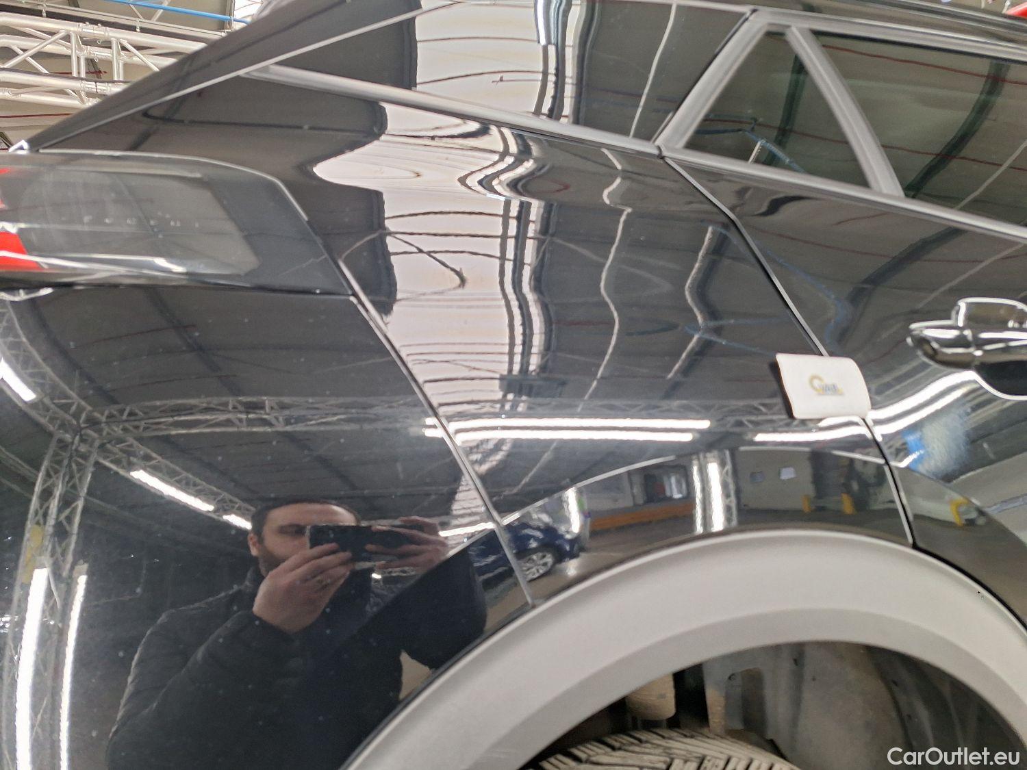  Peugeot  2008 Peugeot,  '19, Peugeot  1.2 Puretech 74kW S&S Allure 5d #25