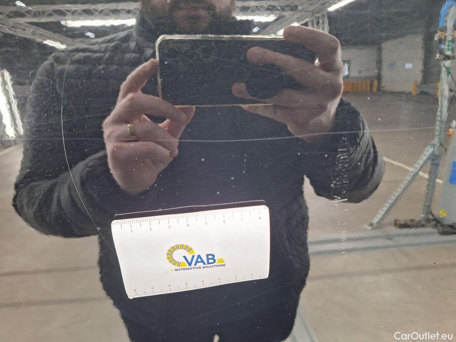  Peugeot  2008 Peugeot,  '19, Peugeot  1.2 Puretech 74kW S&S Allure 5d #17