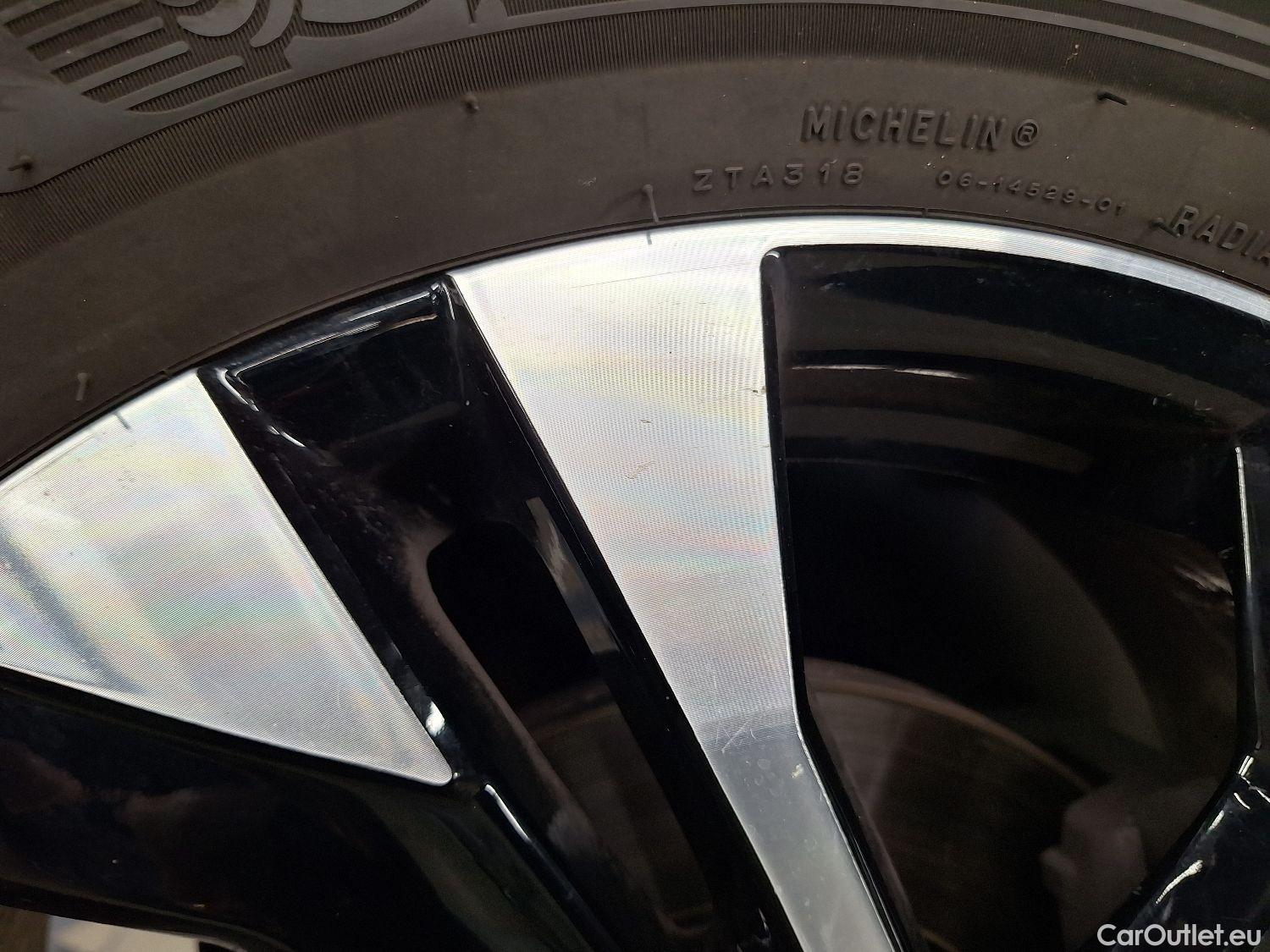  Peugeot  2008 Peugeot,  '19, Peugeot  1.2 Puretech 74kW S&S Allure 5d #2