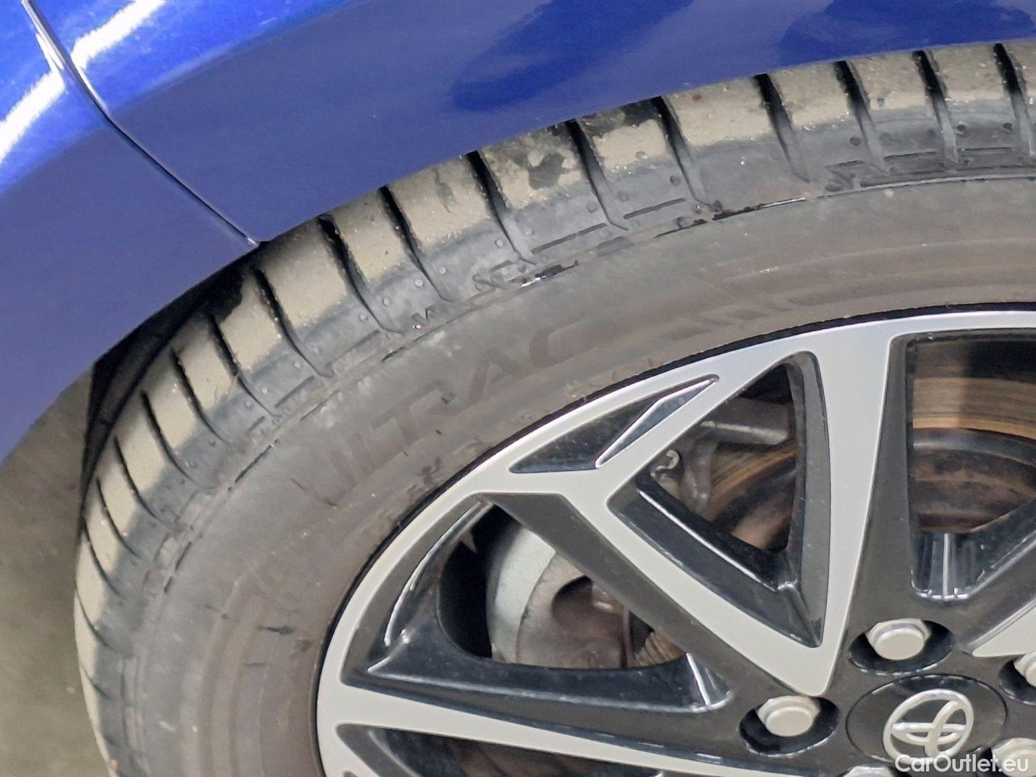  Toyota  Yaris Toyota,  '20, Toyota  1.5 VVT-i Hybrid Iconic e-CVT 5d #40