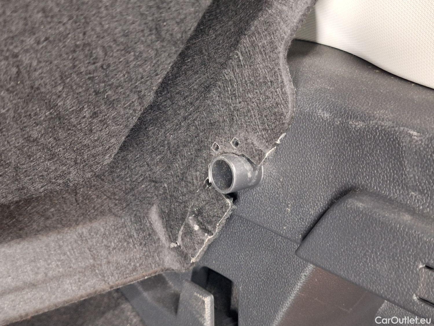  Volkswagen  T-ROC VW,  1. Roc,  1.0TSI 81kW Life Busines #20