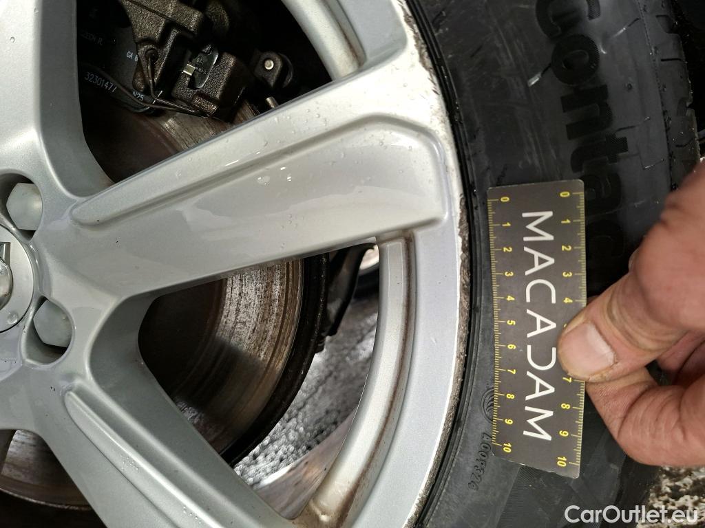  Volvo  XC90 VOLVO  / 2019 / 5P / SUV Recharge T8 AWD GT 8 Inscription Busi #36