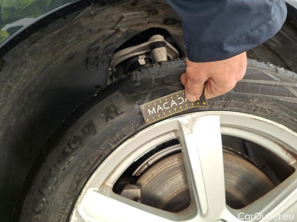  Volvo  XC90 VOLVO  / 2019 / 5P / SUV Recharge T8 AWD GT 8 Inscription Busi #52