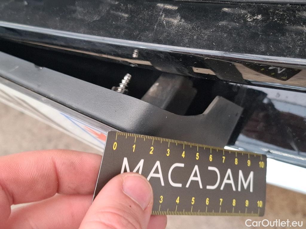  Mercedes  G-Klasee MERCEDES-BENZ GLC Coupe / 2019 / 5P / Coupé 2.0 GLC 220 D BUSINESS LINE 4MATIC #24