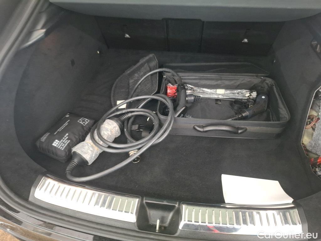  Mercedes  G-Klasee MERCEDES-BENZ GLE Coupe / 2020 / 5P / SUV GLE 350 de 4MATIC AMG Line Coupé #5