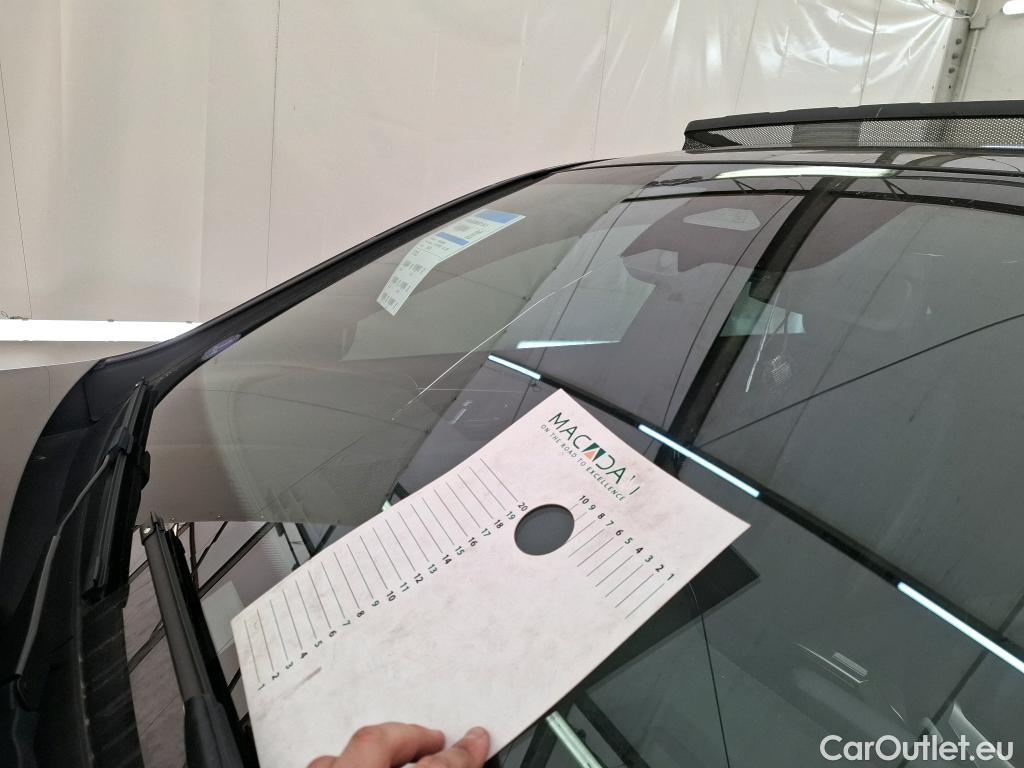  Mercedes  G-Klasee MERCEDES-BENZ GLC Coupe / 2023 / 5P / Coupé GLC 300 e AMG Line 4MATIC #7