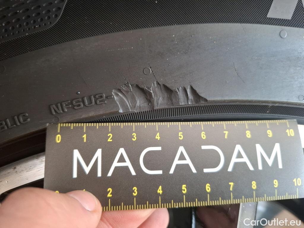  Mercedes  G-Klasee MERCEDES-BENZ GLE Coupe / 2020 / 5P / SUV GLE 350 de 4MATIC AMG Line Coupé #3