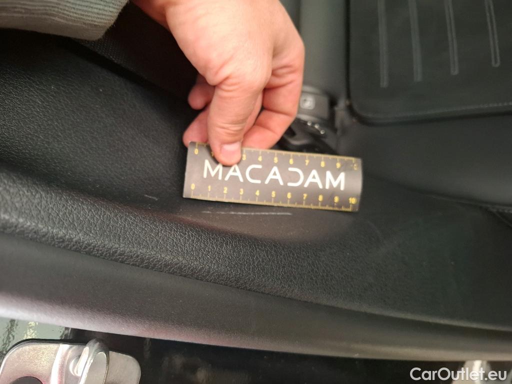  Mercedes  G-Klasee MERCEDES-BENZ GLC Coupe / 2023 / 5P / Coupé GLC 300 e AMG Line 4MATIC #67