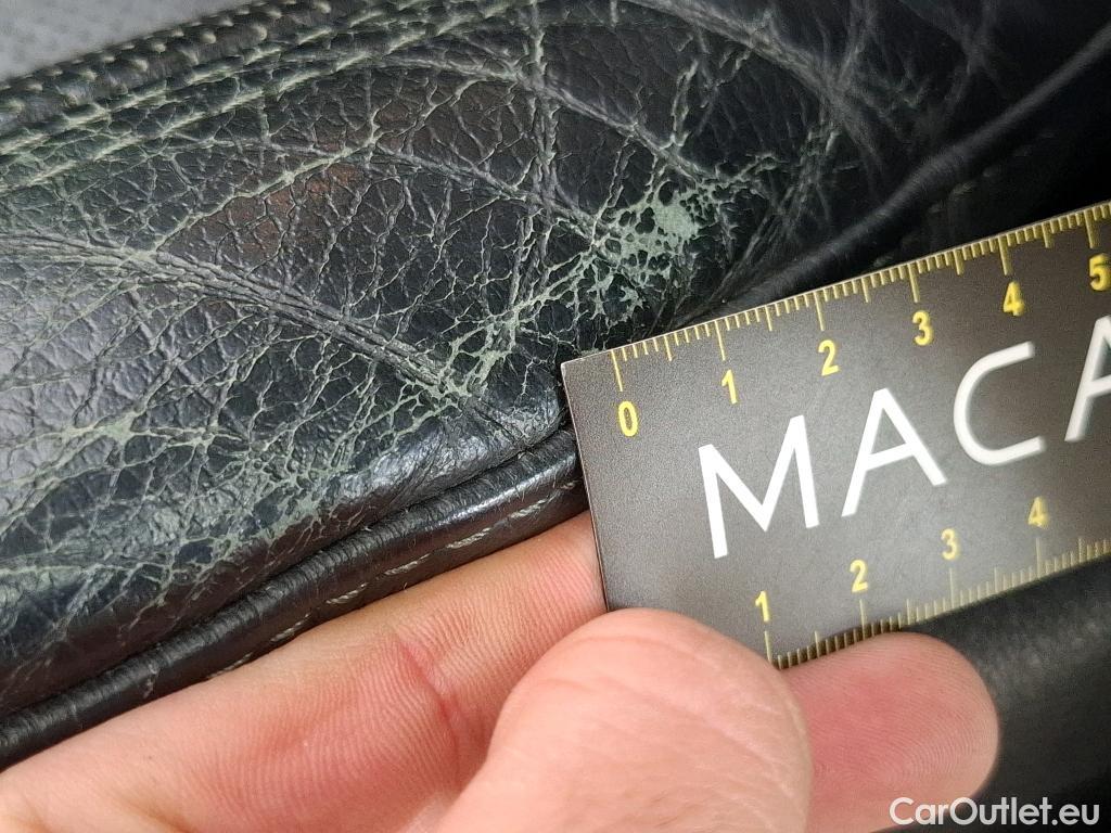  Mercedes  G-Klasee MERCEDES-BENZ GLE Coupe / 2020 / 5P / SUV GLE 350 de 4MATIC AMG Line Coupé #29