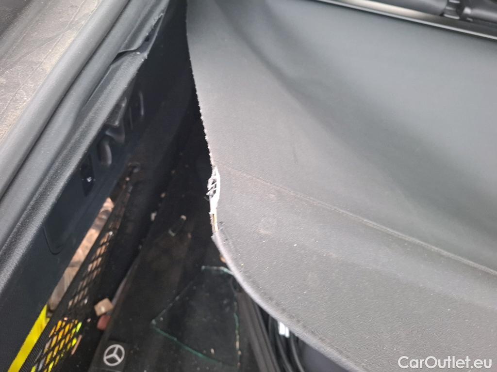  Mercedes  G-Klasee MERCEDES-BENZ GLC Coupe / 2023 / 5P / Coupé GLC 300 e AMG Line 4MATIC #9