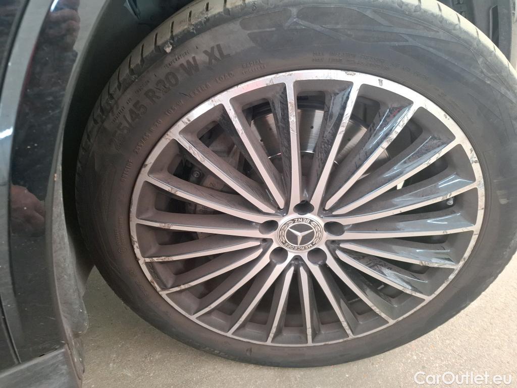  Mercedes  G-Klasee MERCEDES-BENZ GLC Coupe / 2023 / 5P / Coupé GLC 300 e AMG Line 4MATIC #18