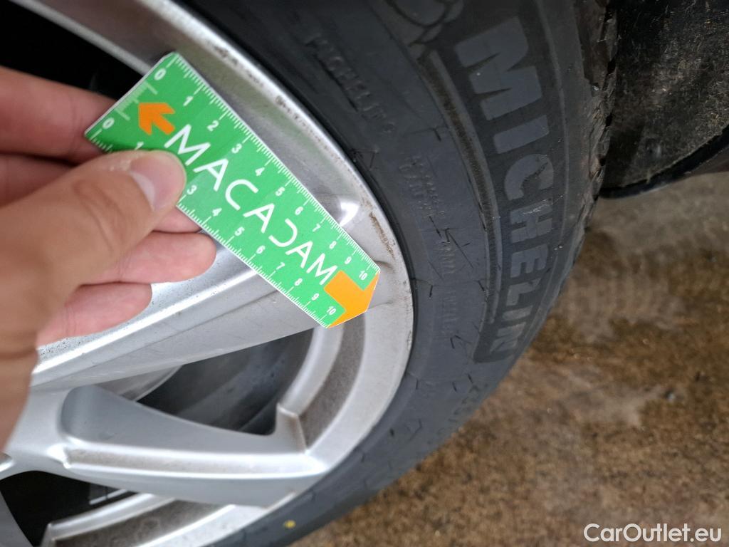  Volvo  XC90 VOLVO  / 2019 / 5P / SUV Recharge T8 AWD GT 8 Inscription Busi #26