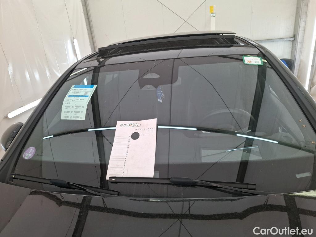  Mercedes  G-Klasee MERCEDES-BENZ GLC Coupe / 2023 / 5P / Coupé GLC 300 e AMG Line 4MATIC #4