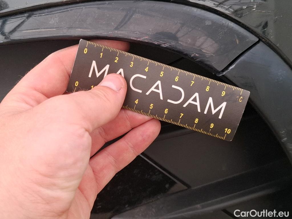  Mercedes  G-Klasee MERCEDES-BENZ GLC Coupe / 2023 / 5P / Coupé GLC 300 e AMG Line 4MATIC #111