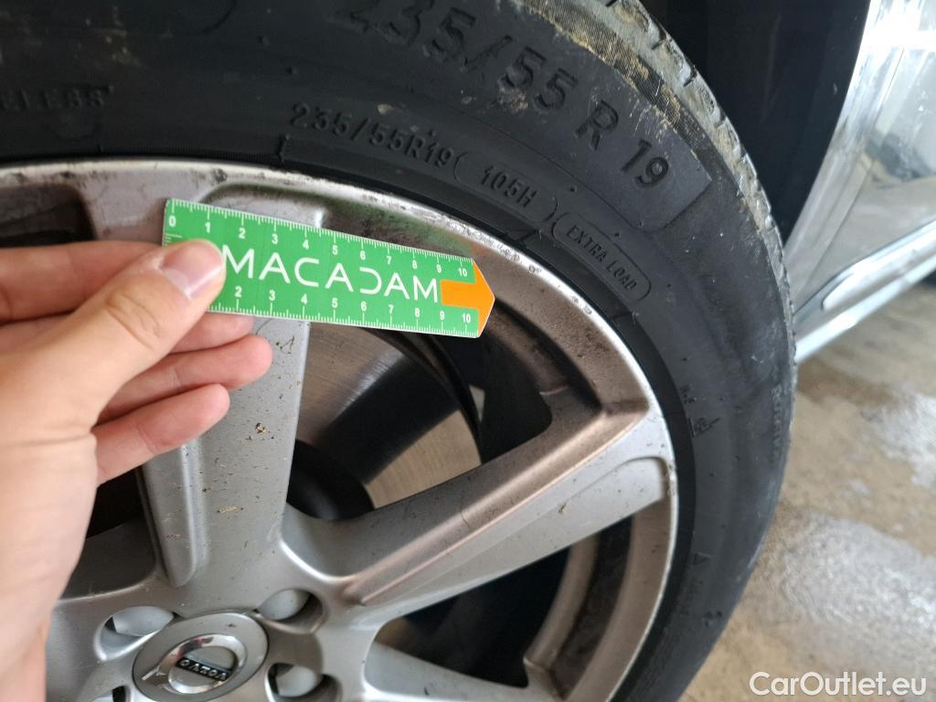  Volvo  XC90 VOLVO  / 2019 / 5P / SUV Recharge T8 AWD GT 8 Inscription Busi #18