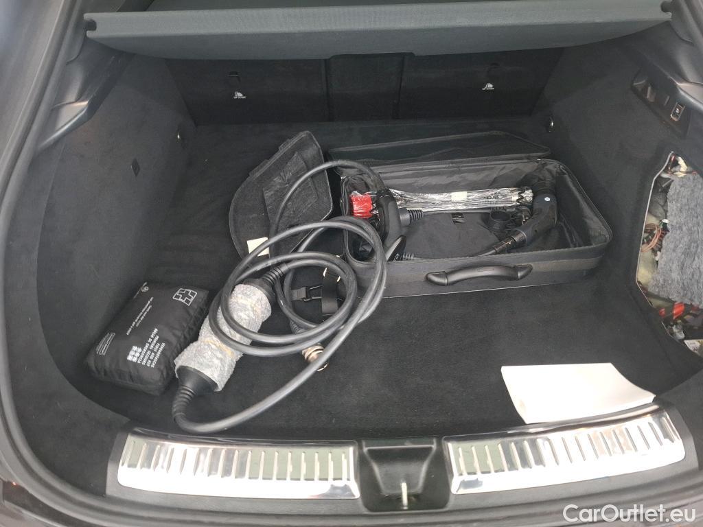  Mercedes  G-Klasee MERCEDES-BENZ GLE Coupe / 2020 / 5P / SUV GLE 350 de 4MATIC AMG Line Coupé #21