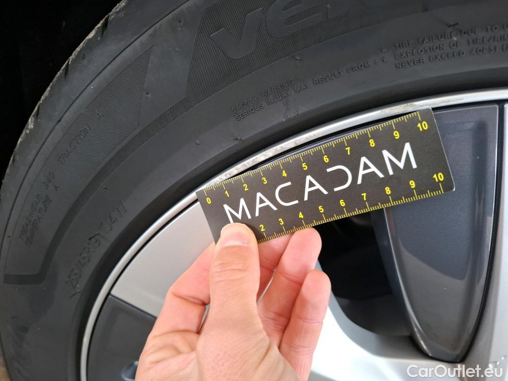  Tesla  Model Y TESLA  / 2020 / 5P / SUV Grande Autonomie Dual-Motor AWD #33