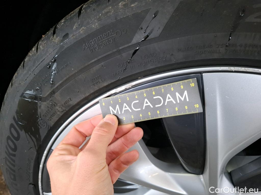  Tesla  Model Y TESLA  / 2020 / 5P / SUV Grande Autonomie Dual-Motor AWD #40