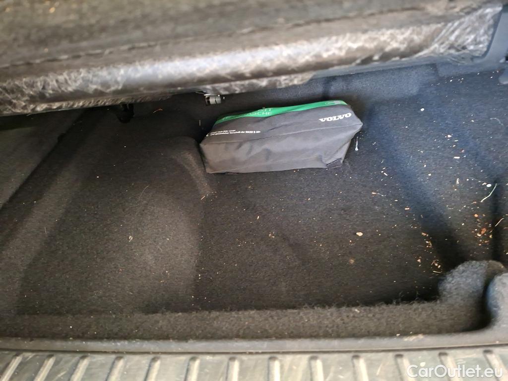  Volvo  XC90 VOLVO  / 2019 / 5P / SUV Recharge T8 AWD GT 8 Inscription Busi #75