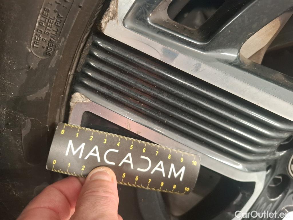  Mercedes  GLC MERCEDES-BENZ  / 2022 / 5P / SUV  400 e AMG Line 4MATIC #11