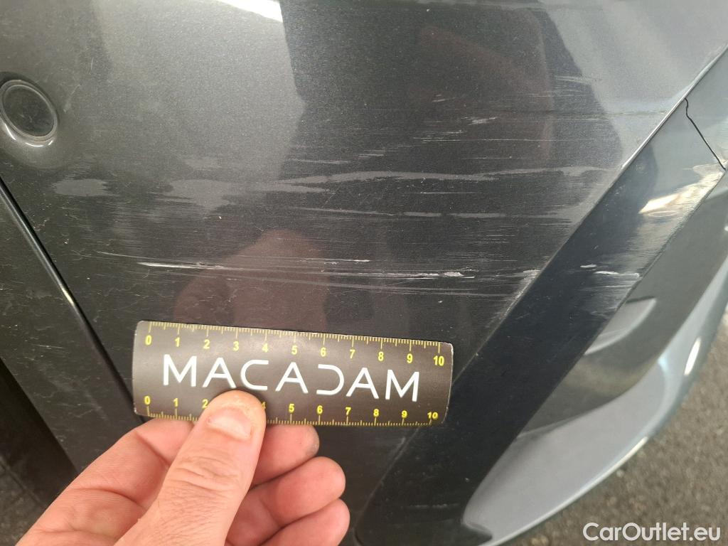  Mercedes  GLC MERCEDES-BENZ  / 2022 / 5P / SUV  400 e AMG Line 4MATIC #5