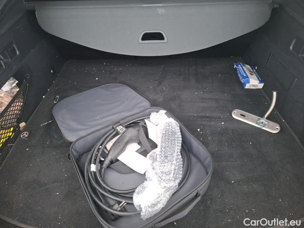  Mercedes  G-Klasee MERCEDES-BENZ GLC Coupe / 2023 / 5P / Coupé GLC 300 e AMG Line 4MATIC #60