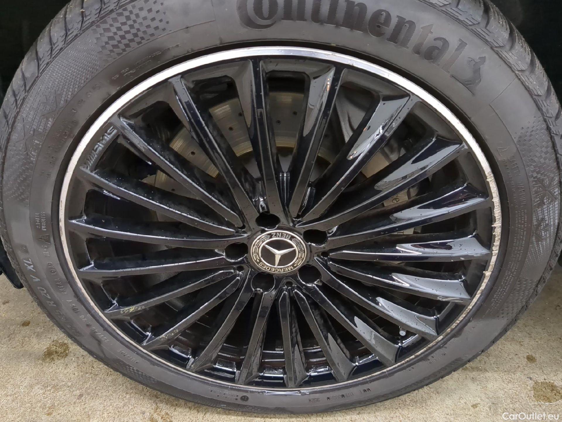  Mercedes  GLC MERCEDES-BENZ  / 2022 / 5P / SUV  400 e AMG Line 4MATIC #10