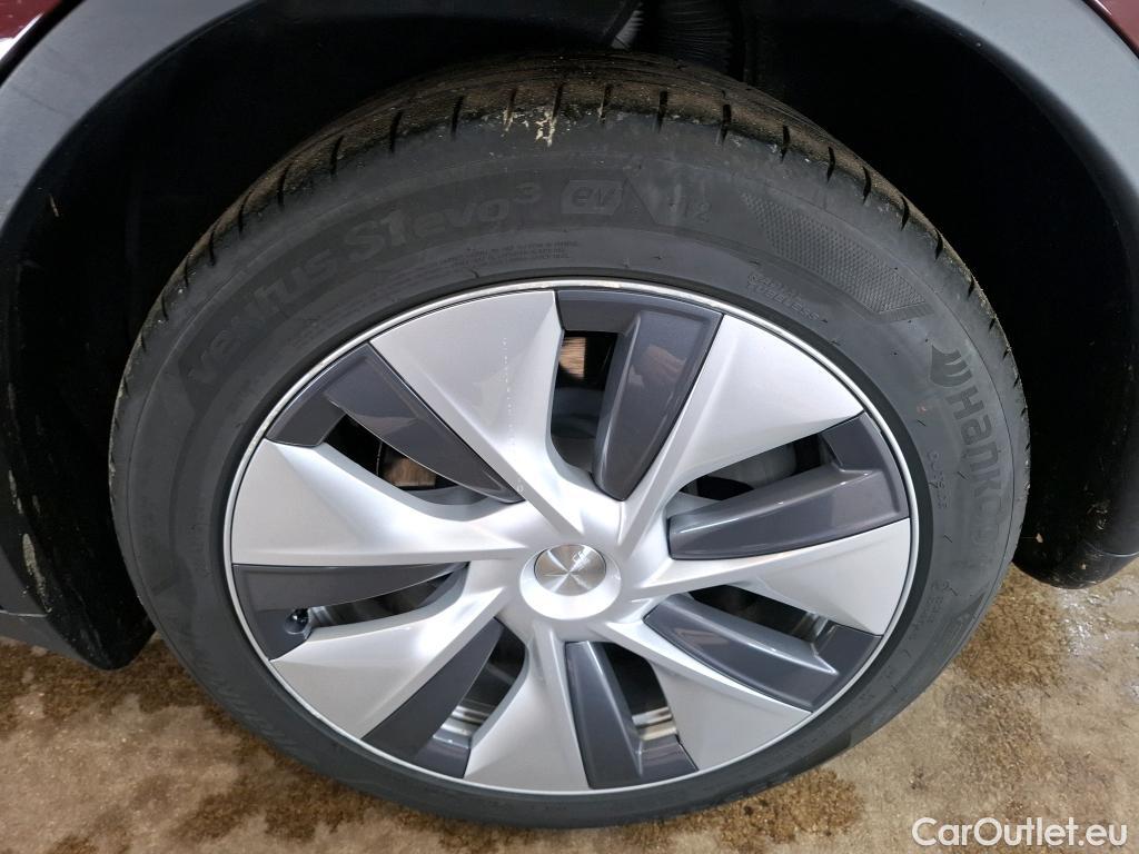  Tesla  Model Y TESLA  / 2020 / 5P / SUV Grande Autonomie Dual-Motor AWD #2