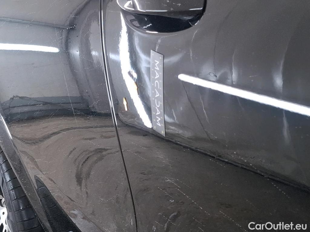  Mercedes  G-Klasee MERCEDES-BENZ GLE Coupe / 2020 / 5P / SUV GLE 350 de 4MATIC AMG Line Coupé #19