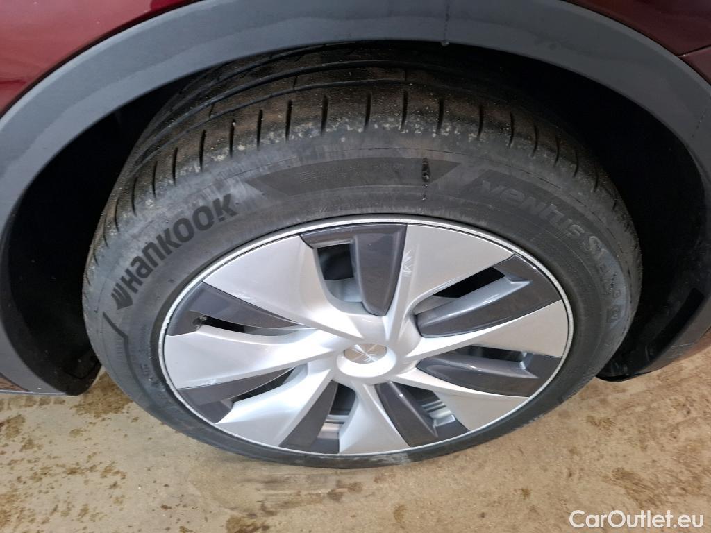  Tesla  Model Y TESLA  / 2020 / 5P / SUV Grande Autonomie Dual-Motor AWD #9