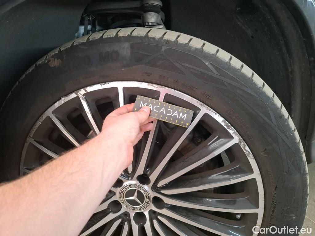  Mercedes  G-Klasee MERCEDES-BENZ GLC Coupe / 2023 / 5P / Coupé GLC 300 e AMG Line 4MATIC #41