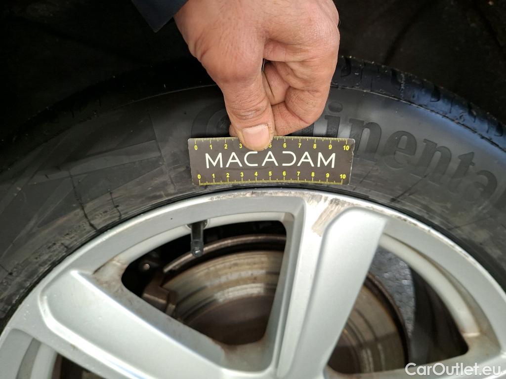  Volvo  XC90 VOLVO  / 2019 / 5P / SUV Recharge T8 AWD GT 8 Inscription Busi #47