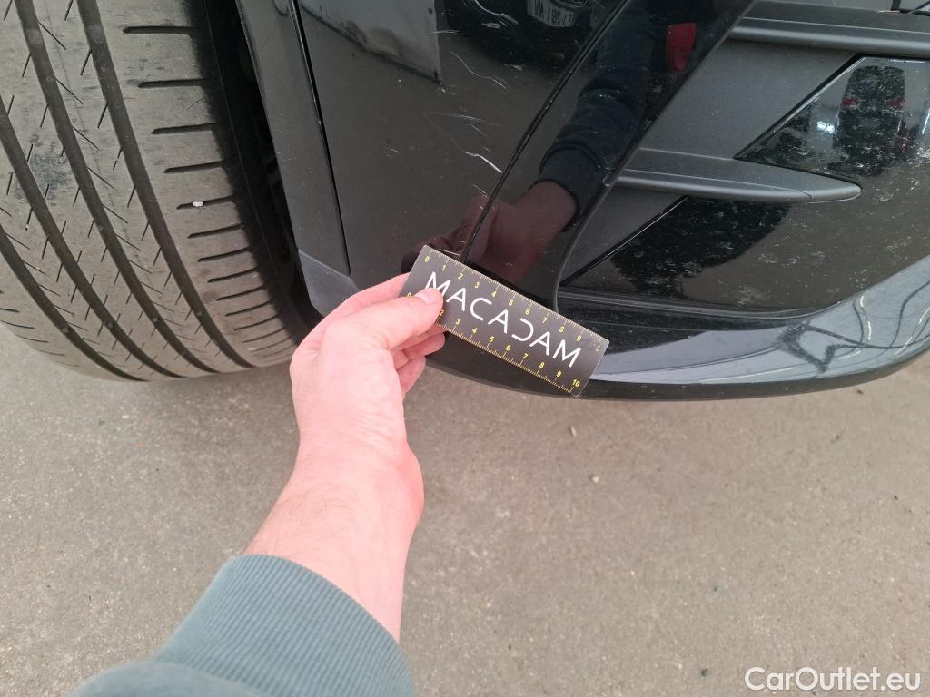  Mercedes  G-Klasee MERCEDES-BENZ GLC Coupe / 2023 / 5P / Coupé GLC 300 e AMG Line 4MATIC #26