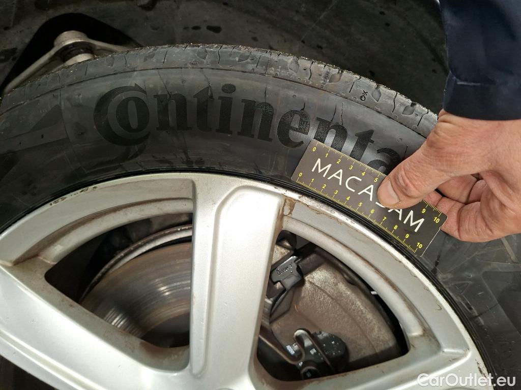  Volvo  XC90 VOLVO  / 2019 / 5P / SUV Recharge T8 AWD GT 8 Inscription Busi #40