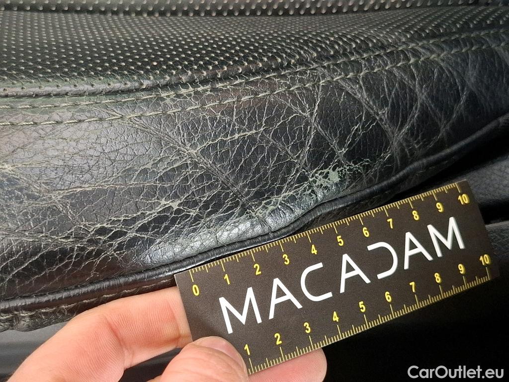  Mercedes  G-Klasee MERCEDES-BENZ GLE Coupe / 2020 / 5P / SUV GLE 350 de 4MATIC AMG Line Coupé #30