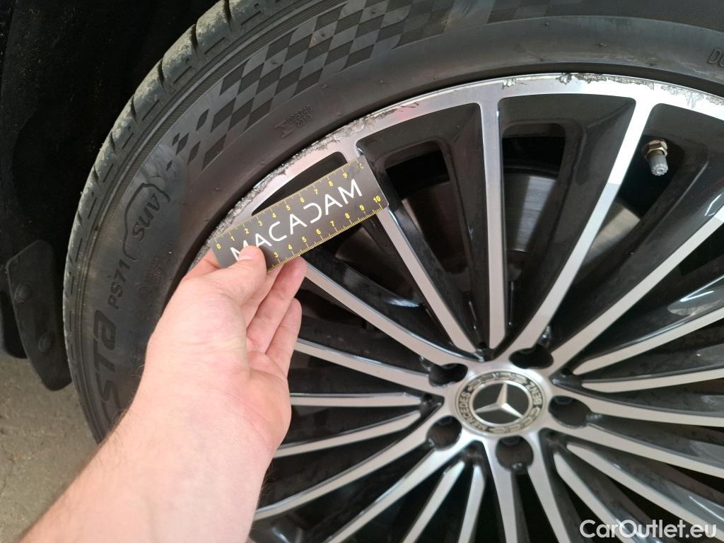  Mercedes  G-Klasee MERCEDES-BENZ GLC Coupe / 2023 / 5P / Coupé GLC 300 e AMG Line 4MATIC #47