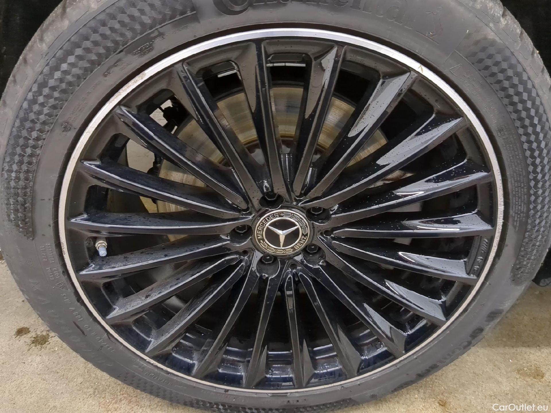  Mercedes  GLC MERCEDES-BENZ  / 2022 / 5P / SUV  400 e AMG Line 4MATIC #15