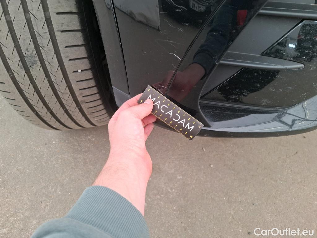  Mercedes  G-Klasee MERCEDES-BENZ GLC Coupe / 2023 / 5P / Coupé GLC 300 e AMG Line 4MATIC #25