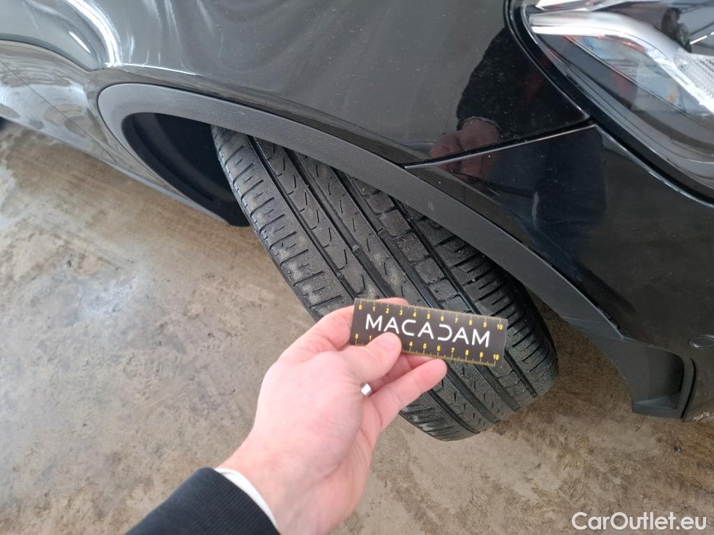  Mercedes  G-Klasee MERCEDES-BENZ GLC Coupe / 2019 / 5P / Coupé 2.0 GLC 220 D BUSINESS LINE 4MATIC #29