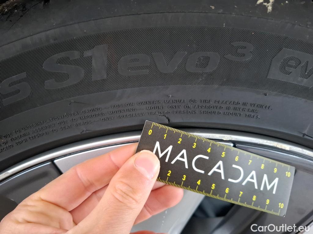  Tesla  Model Y TESLA  / 2020 / 5P / SUV Grande Autonomie Dual-Motor AWD #3