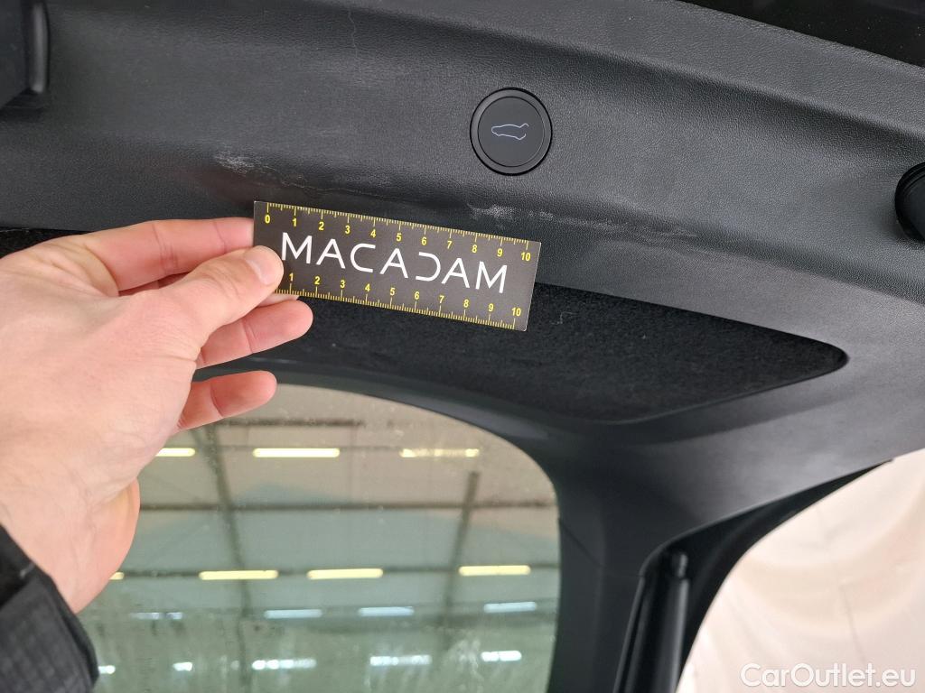  Tesla  Model Y TESLA  / 2020 / 5P / SUV Grande Autonomie Dual-Motor AWD #29