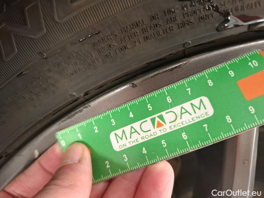  Land Rover  Range Rover LAND ROVER  Velar / 2017 / 5P / SUV 2.0 P400e PHEV BVA R-Dynamic HSE #5