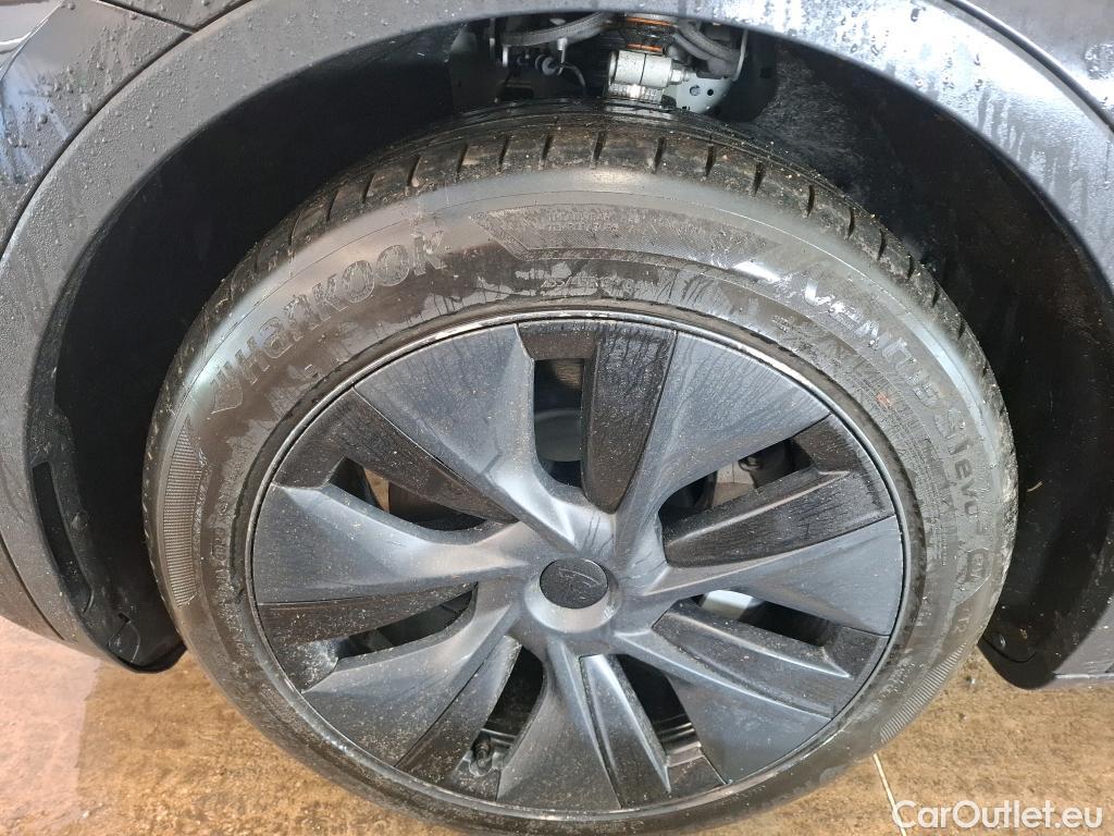  Tesla  Model Y TESLA  / 2020 / 5P / SUV Grande Autonomie Dual-Motor AWD #2