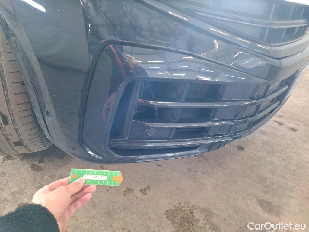  Volkswagen  Touareg VOLKSWAGEN  / 2023 / 5P / SUV 3.0 V6 EHYBRID 4WD R AUTO #12