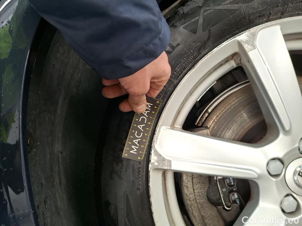  Volvo  XC90 VOLVO  / 2019 / 5P / SUV Recharge T8 AWD GT 8 Inscription Busi #51