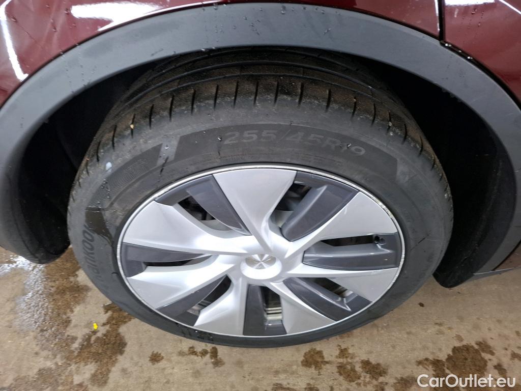  Tesla  Model Y TESLA  / 2020 / 5P / SUV Grande Autonomie Dual-Motor AWD #35