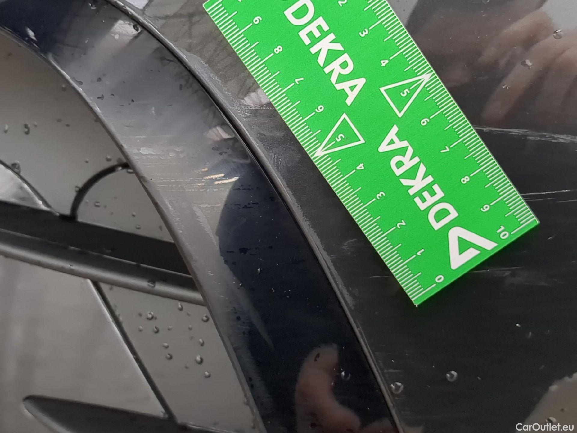  Mercedes  GLC MERCEDES-BENZ  / 2022 / 5P / SUV  400 e AMG Line 4MATIC #23