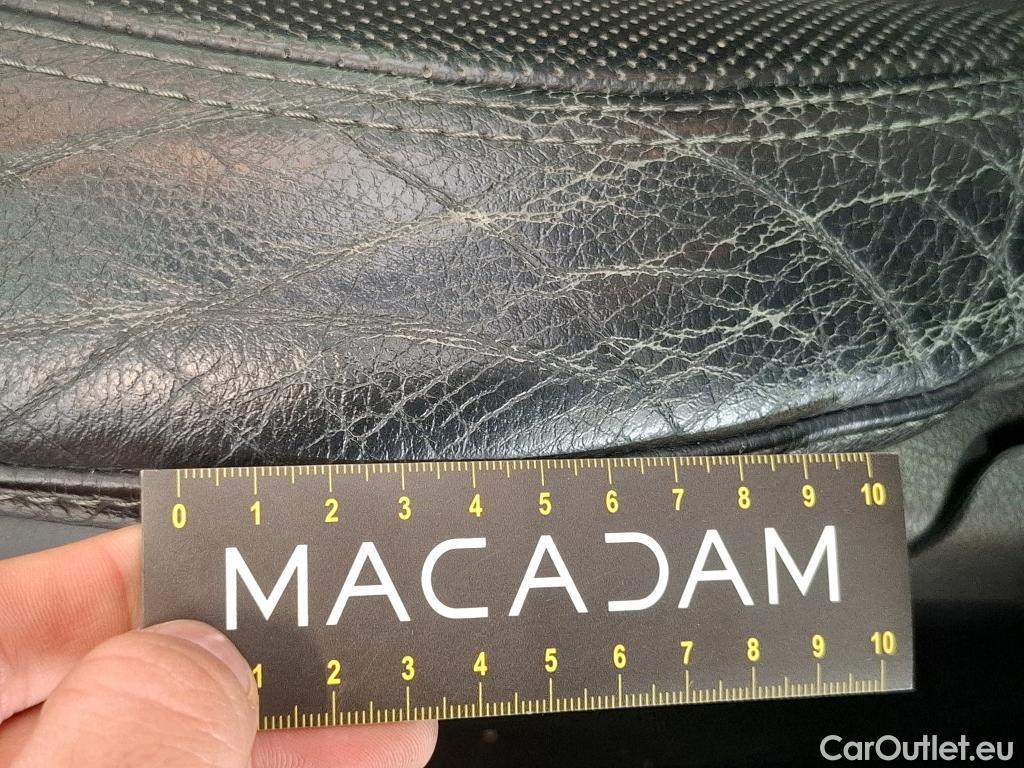  Mercedes  G-Klasee MERCEDES-BENZ GLE Coupe / 2020 / 5P / SUV GLE 350 de 4MATIC AMG Line Coupé #31