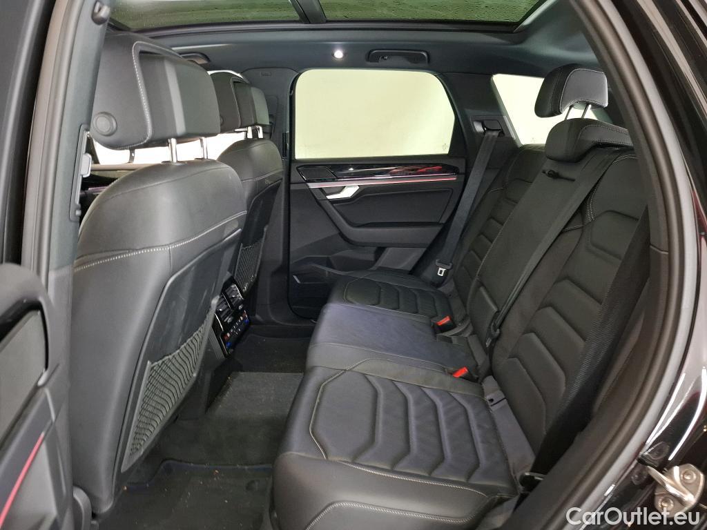  Volkswagen  Touareg VOLKSWAGEN  / 2023 / 5P / SUV 3.0 V6 EHYBRID 4WD R AUTO #7